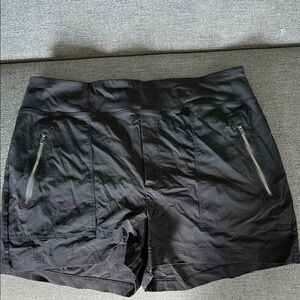 Athleta Black Women's Cargo Shorts with Zipper Pockets